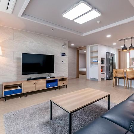 גאוז'ה Edenstay מראה חיצוני תמונה